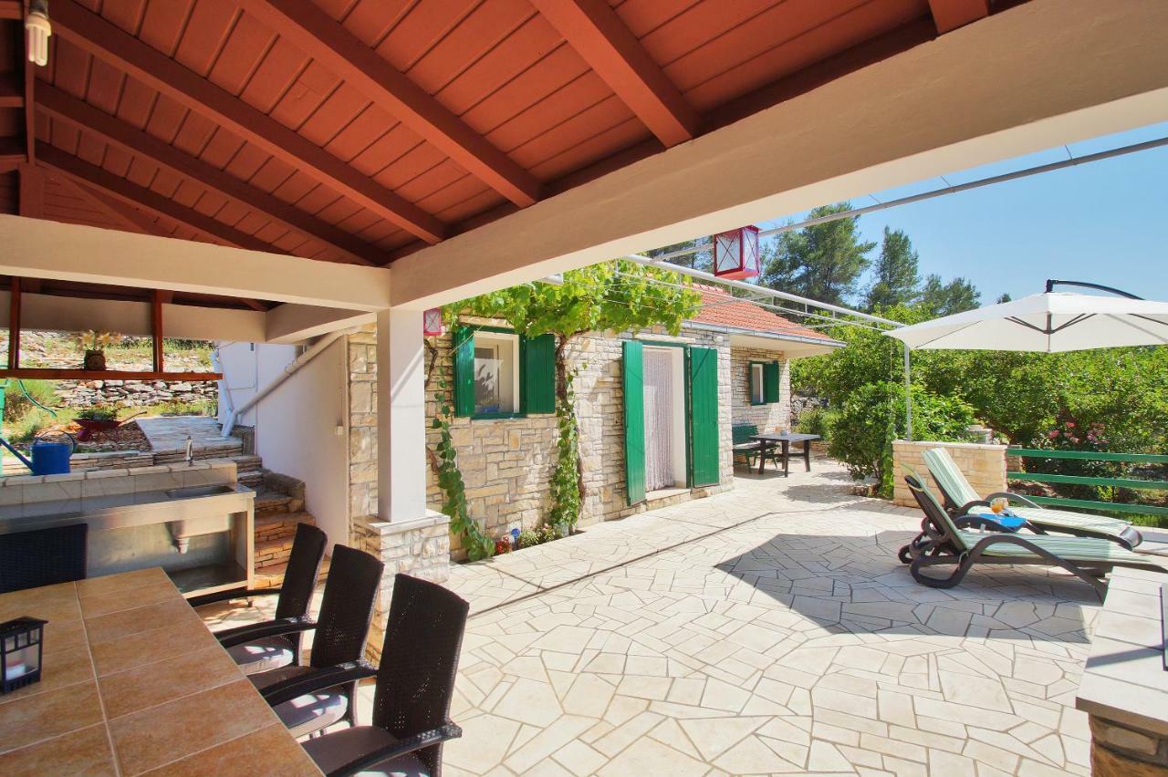 Holiday Home Liberan Vela Luka Εξωτερικό φωτογραφία